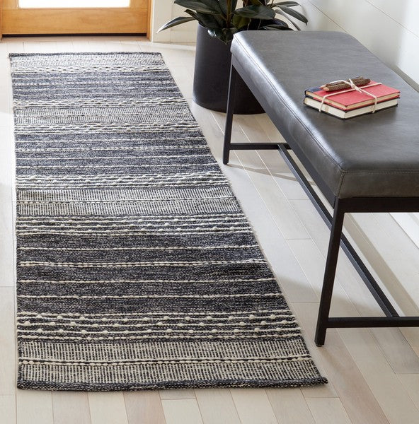 Safavieh Striped Kilim STK516Z Black   Ivory Area Rug Online Sale