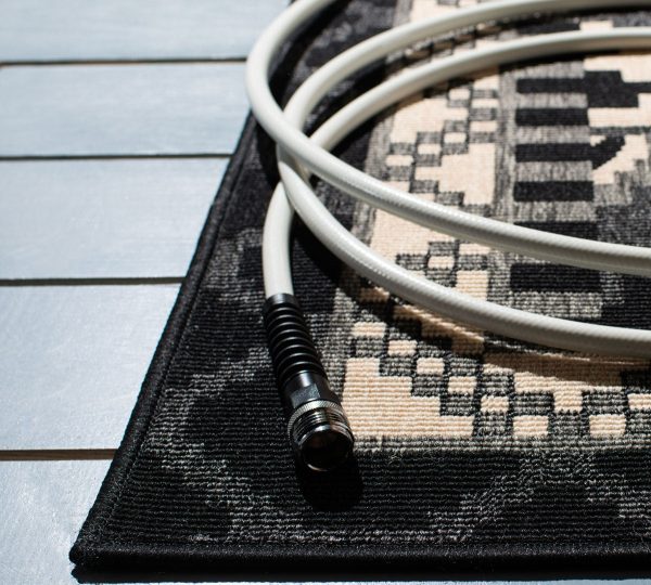 Safavieh Veranda VER096-0421 Black   Beige Area Rug Supply