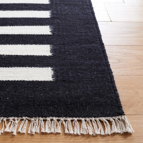 Safavieh Striped Kilim STK805Z Black   Ivory Area Rug For Sale