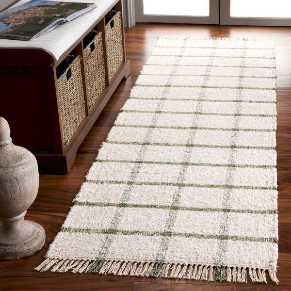 Safavieh Montauk MTK322Y Ivory   Green Area Rug For Sale