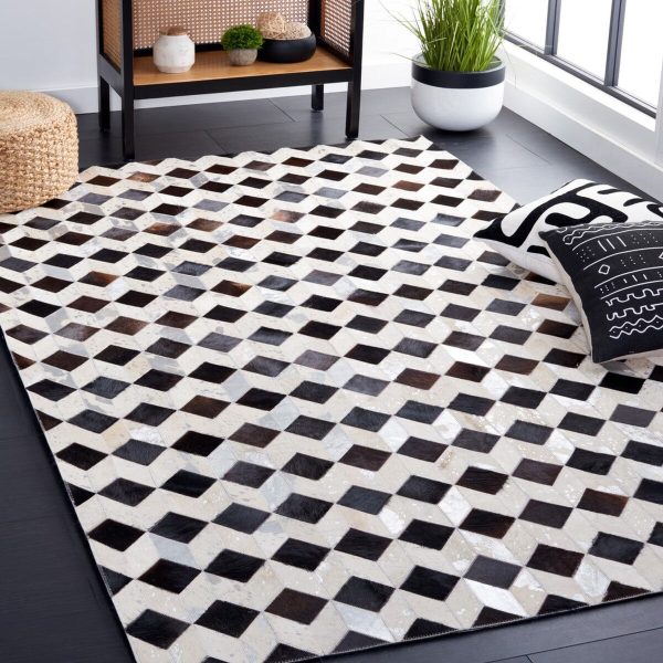 Safavieh Studio Leather STL902B Beige   Black Area Rug Discount