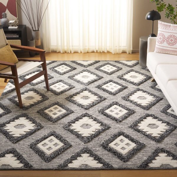 Safavieh Natura NAT203A Black   Ivory Area Rug Cheap