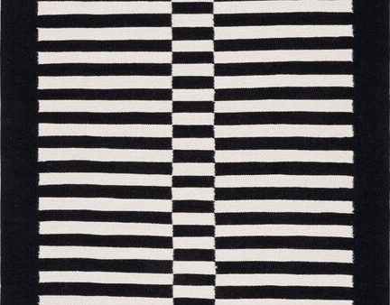 Safavieh Striped Kilim STK805Z Black   Ivory Area Rug For Sale