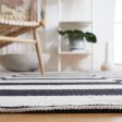 Safavieh Montauk MTK705Z Black   Ivory Area Rug Online Sale