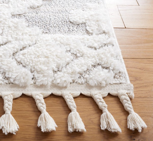 Safavieh Moroccan Tassel Shag MTS640A Ivory   Beige Area Rug Online Sale